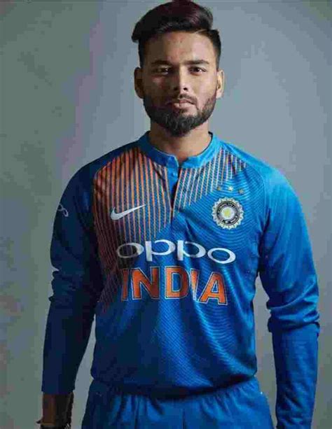 rishabh pant wiki education